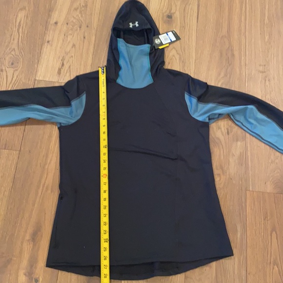Under Armour hoodie. - Picture 4 of 6